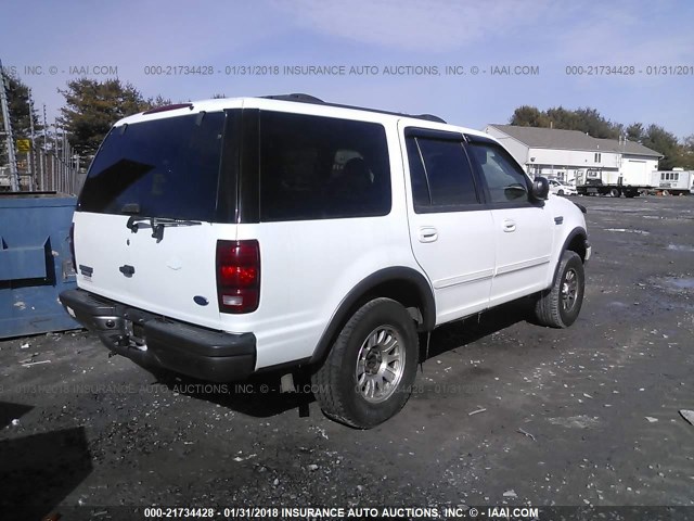 1FMRU16W42LA36168 - 2002 FORD EXPEDITION XLT 白色 照片 4