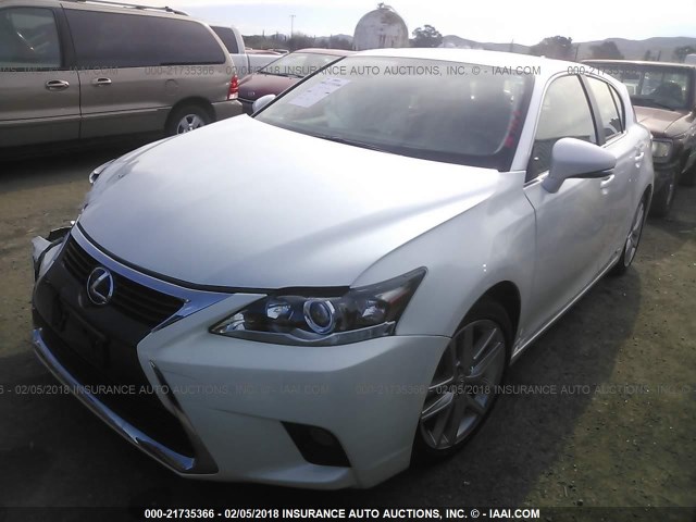 JTHKD5BH8G2262200 - 2016 LEXUS CT 200 WHITE photo 2