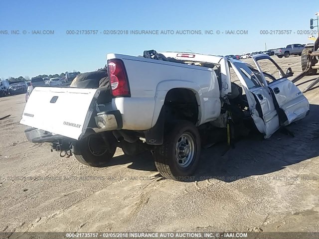 1GCGC23U34F202396 - 2004 CHEVROLET SILVERADO C2500 WHITE photo 4