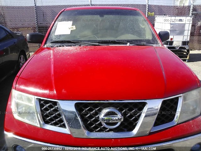 1N6AD07U85C454291 - 2005 NISSAN FRONTIER CREW CAB LE/SE/OFF ROAD RED photo 6