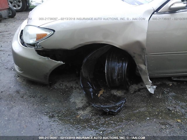 4T1BE32K54U331774 - 2004 TOYOTA CAMRY LE/XLE/SE 金色 照片 6