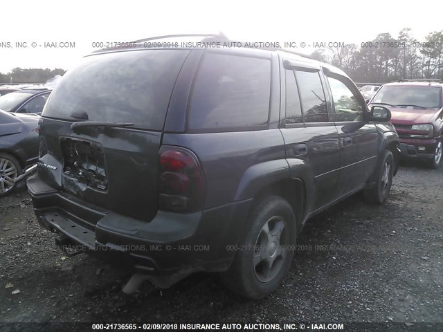 1GNDT13S872237871 - 2007 CHEVROLET TRAILBLAZER LS/LT GRAY photo 4