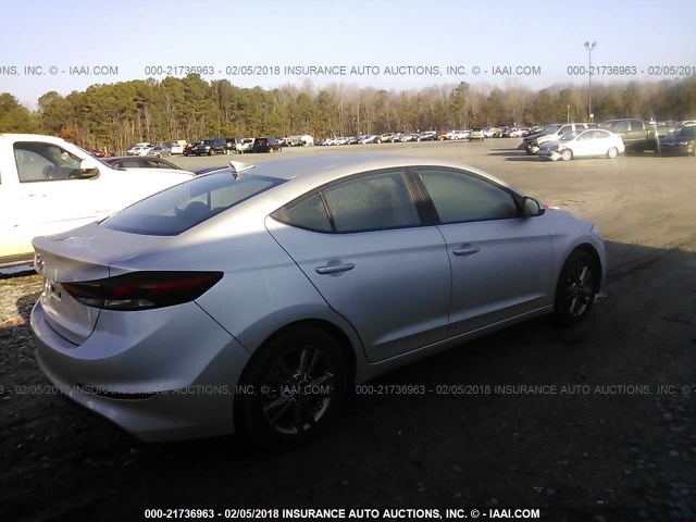 5NPD84LF2JH237028 - 2018 HYUNDAI ELANTRA SEL/VALUE/LIMITED SILVER photo 4