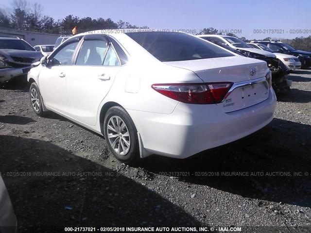 4T1BF1FK4FU486010 - 2015 TOYOTA CAMRY LE/XLE/SE/XSE Blanc photo 3
