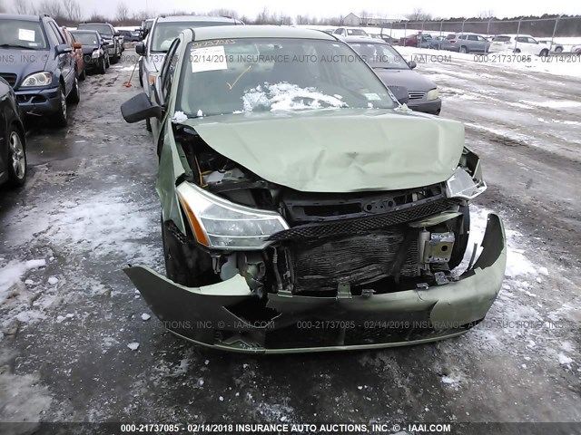 1FAHP34N38W142671 - 2008 FORD FOCUS S/SE GREEN photo 6