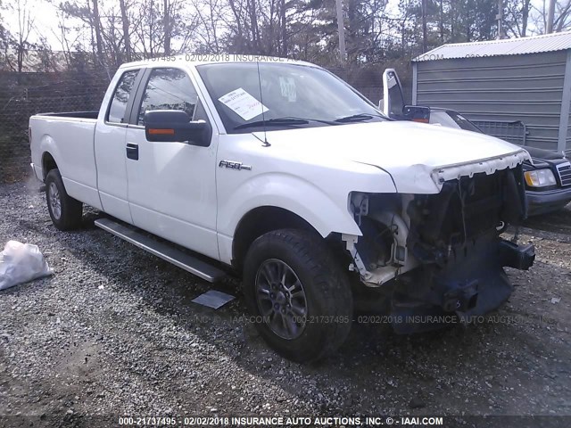 1FTVX1CFXBKD12583 - 2011 FORD F150 SUPER CAB WHITE photo 1