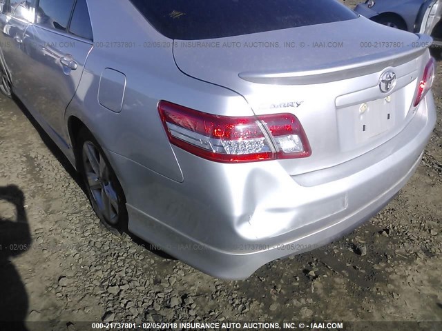 4T1BF3EK1BU222766 - 2011 TOYOTA CAMRY SE/LE/XLE SILVER photo 6