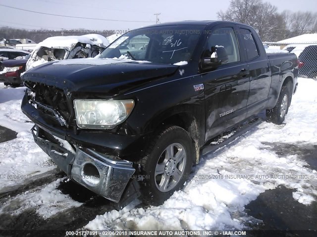 5TFBV54158X036201 - 2008 TOYOTA TUNDRA DOUBLE CAB/DOUBLE CAB SR5 BLACK photo 2