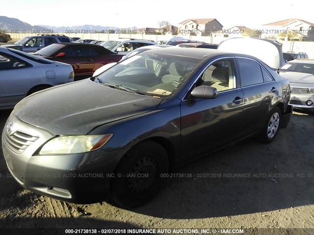 4T1BE46K68U198349 - 2008 TOYOTA CAMRY CE/LE/XLE/SE GRAY photo 2