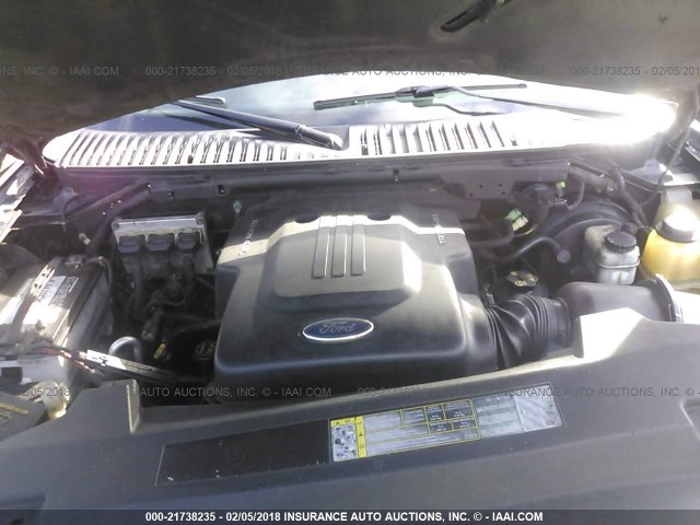 1FMRU15W13LA06130 - 2003 FORD EXPEDITION XLT შავი ფოტო 10