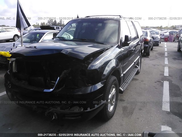 1FMRU15W13LA06130 - 2003 FORD EXPEDITION XLT შავი ფოტო 2