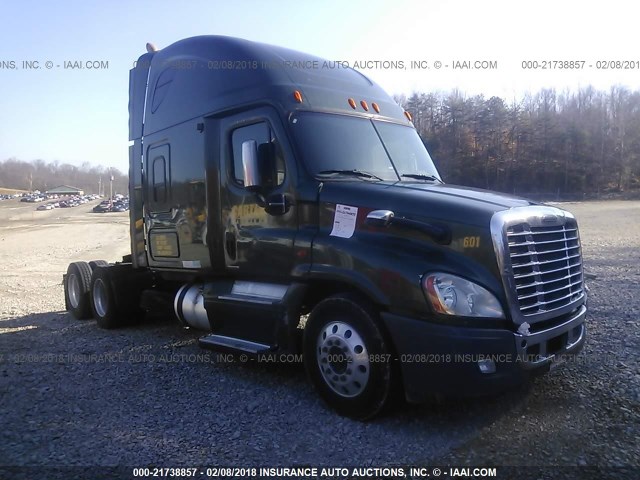 1FUJGLDR8ASAH9246 - 2010 FREIGHTLINER CASCADIA 125  GREEN photo 1