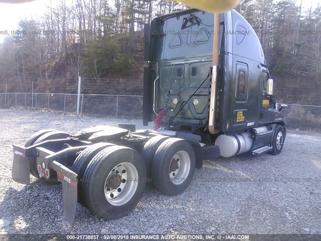 1FUJGLDR8ASAH9246 - 2010 FREIGHTLINER CASCADIA 125  GREEN photo 4