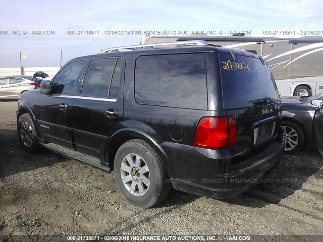 5LMFU28R54LJ19365 - 2004 LINCOLN NAVIGATOR შავი ფოტო 3