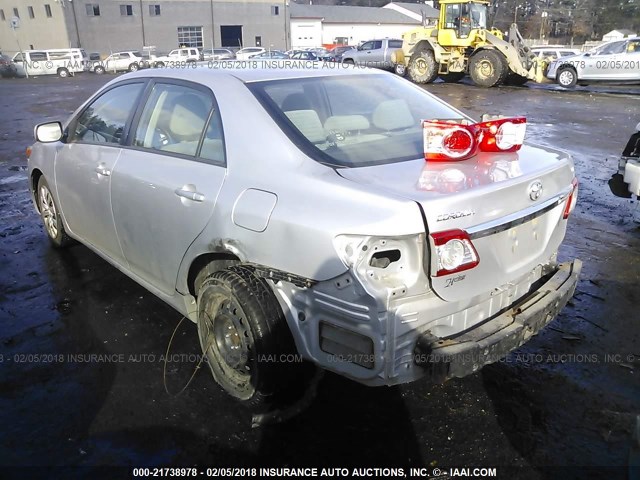 2T1BU4EE2CC864387 - 2012 TOYOTA COROLLA S/LE SILVER photo 3