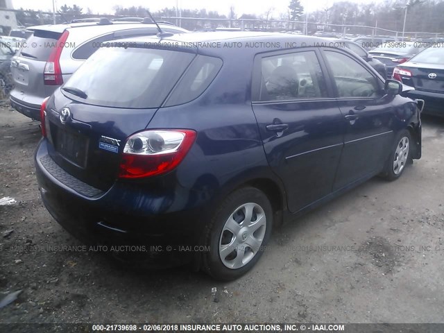2T1KU4EE2AC255037 - 2010 TOYOTA COROLLA MATRIX  BLUE photo 4