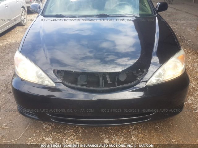 4T1BF32K22U018577 - 2002 TOYOTA CAMRY LE/XLE/SE BLACK photo 10