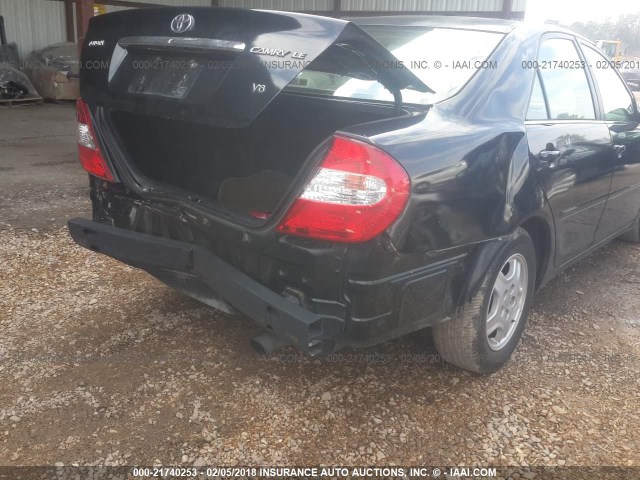 4T1BF32K22U018577 - 2002 TOYOTA CAMRY LE/XLE/SE BLACK photo 6