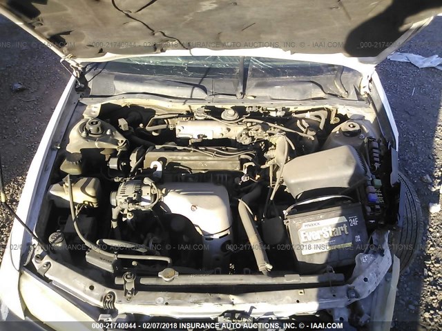 JT2BG22K2V0015601 - 1997 TOYOTA CAMRY LE/XLE Weiß Foto 10