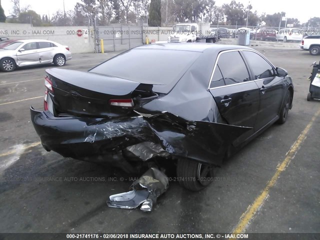 4T1BF1FK6DU661547 - 2013 TOYOTA CAMRY L/SE/LE/XLE 黑色 照片 4