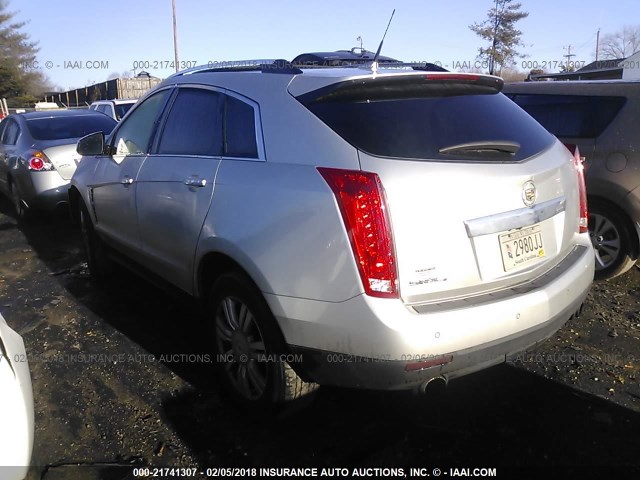 3GYFNDEYXAS532443 - 2010 CADILLAC SRX LUXURY COLLECTION SILVER photo 3