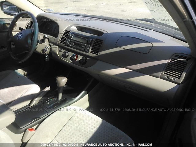 4T1BE32K13U189115 - 2003 TOYOTA CAMRY LE/XLE/SE BLACK photo 5