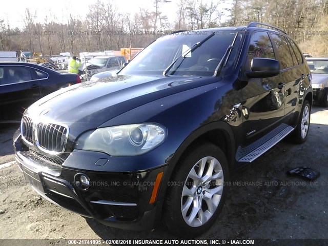 5UXZV4C56BL415105 - 2011 BMW X5 XDRIVE35I BLACK photo 2