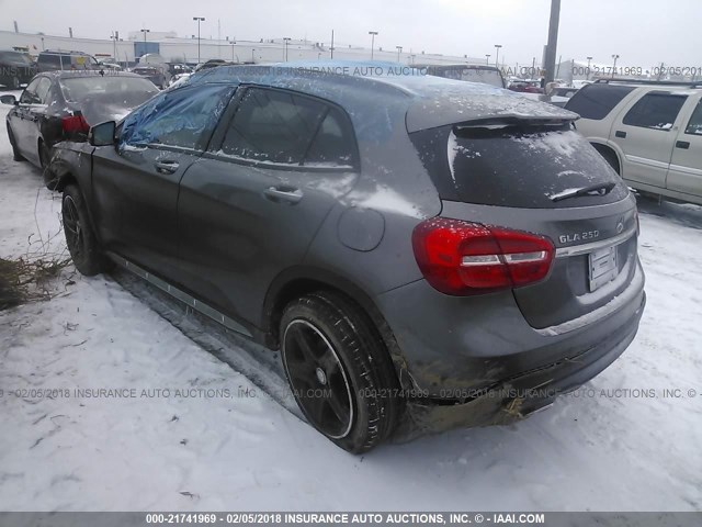 WDCTG4GB8HJ293735 - 2017 MERCEDES-BENZ GLA 250 4MATIC GRAY photo 3