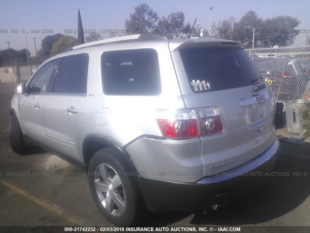 1GKKRREDXBJ243900 - 2011 GMC ACADIA SLT-1 SILVER photo 3