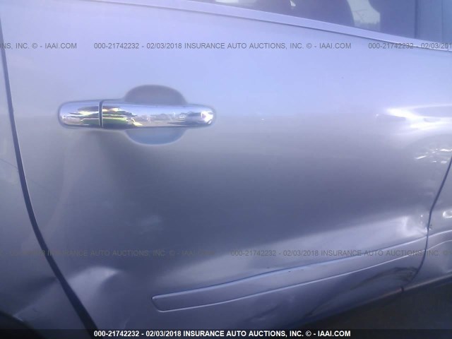 1GKKRREDXBJ243900 - 2011 GMC ACADIA SLT-1 Srebrny zdjęcie 6