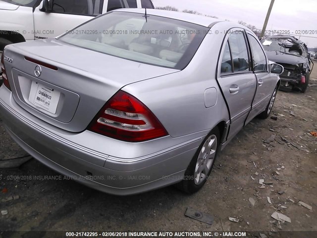 WDBRF56H36F755597 - 2006 MERCEDES-BENZ C 350 SILVER photo 4