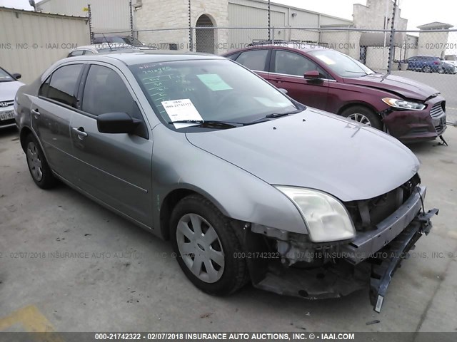 3FAHP06Z88R133627 - 2008 FORD FUSION S GRAY photo 1