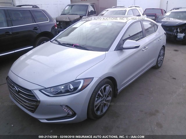 5NPD84LF0HH132790 - 2017 HYUNDAI ELANTRA SE/VALUE/LIMITED SILVER photo 2