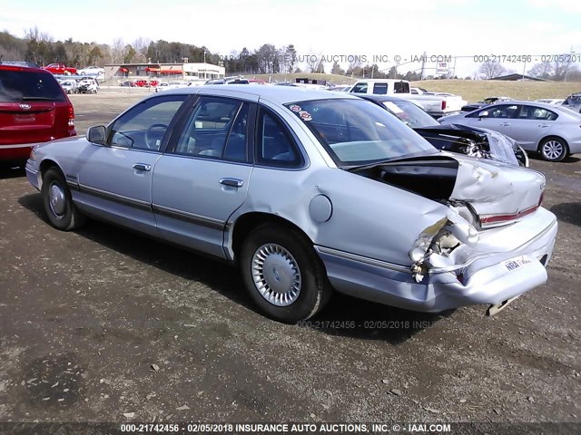 2FALP73WXRX129482 - 1994 FORD CROWN VICTORIA  SILVER photo 3