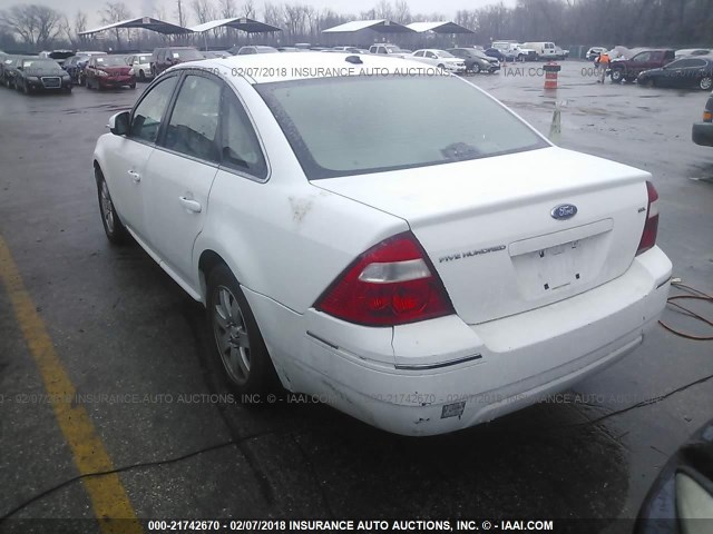 1FAHP24137G148924 - 2007 FORD FIVE HUNDRED SEL WHITE photo 3