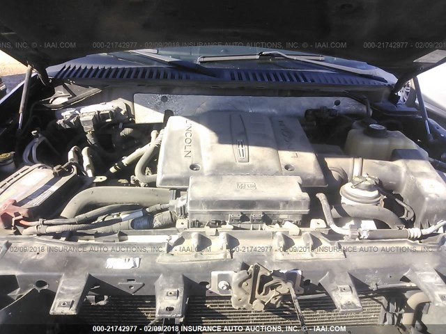 5LMFU28517LJ19526 - 2007 LINCOLN NAVIGATOR 黑色 照片 10