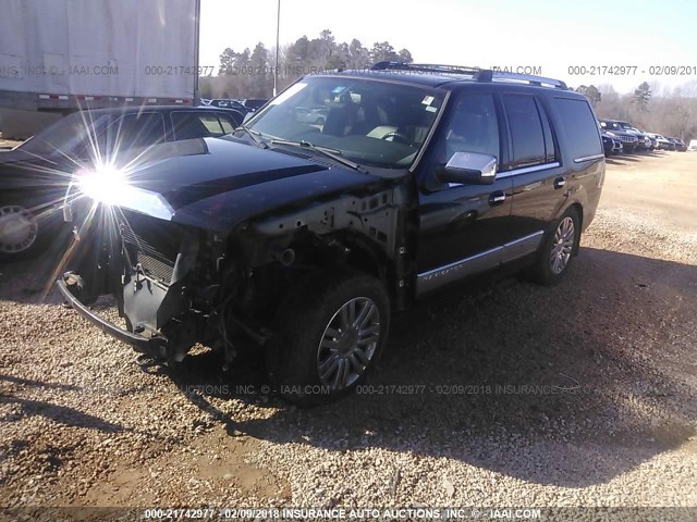 5LMFU28517LJ19526 - 2007 LINCOLN NAVIGATOR 黑色 照片 2