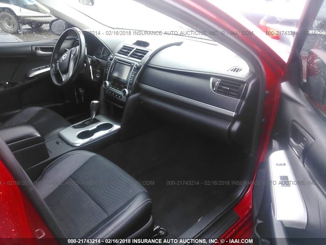 4T1BF1FKXDU672860 - 2013 TOYOTA CAMRY L/SE/LE/XLE RED photo 5