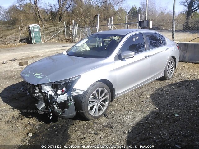 1HGCR2F5XFA061894 - 2015 HONDA ACCORD SPORT 银色 照片 2