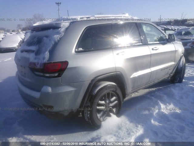 1C4RJFAG0GC355715 - 2016 JEEP GRAND CHEROKEE LAREDO SILVER photo 4