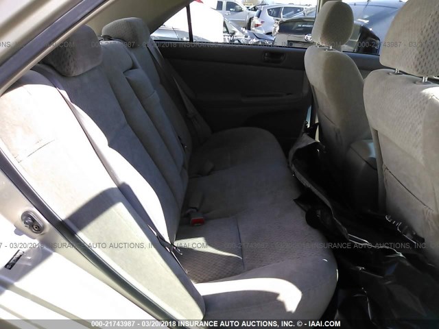 4T1BE32K74U896088 - 2004 TOYOTA CAMRY LE/XLE/SE ოქროსფერი ფოტო 8