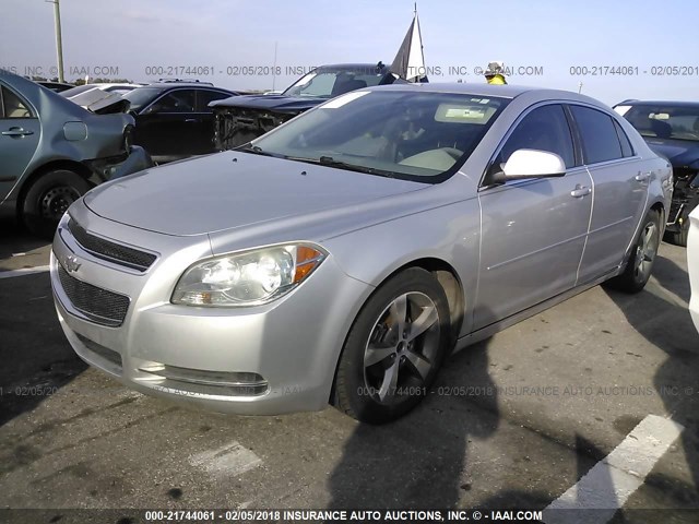 1G1ZC5E12BF141965 - 2011 CHEVROLET MALIBU 1LT 银色 照片 2