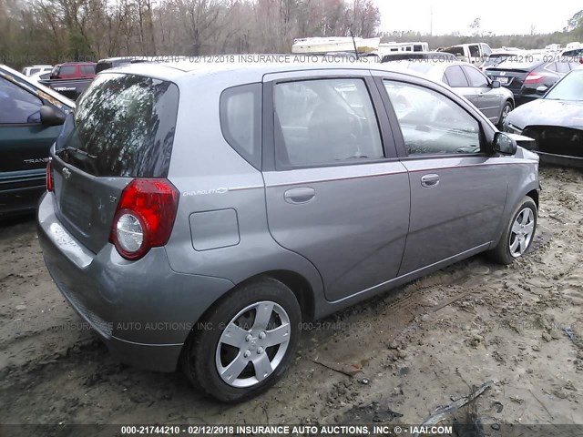 KL1TD6DE8AB096337 - 2010 CHEVROLET AVEO LS/LT 灰色 照片 4