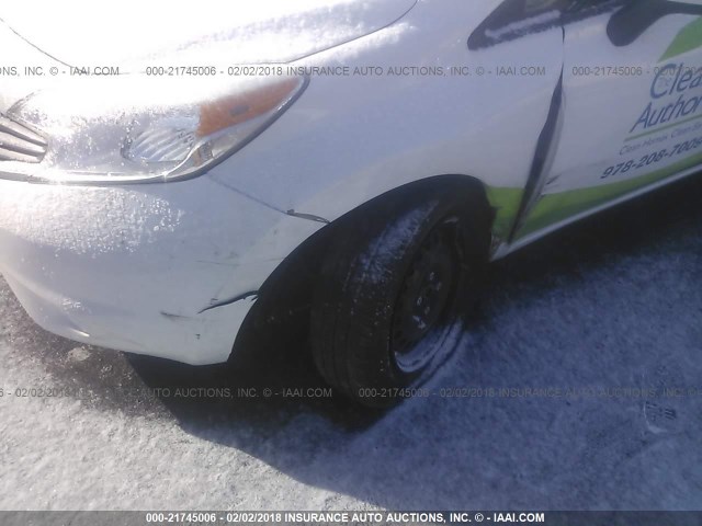 3N1CE2CP6GL372106 - 2016 NISSAN VERSA NOTE S/S PLUS/SV/SL/SR WHITE photo 6