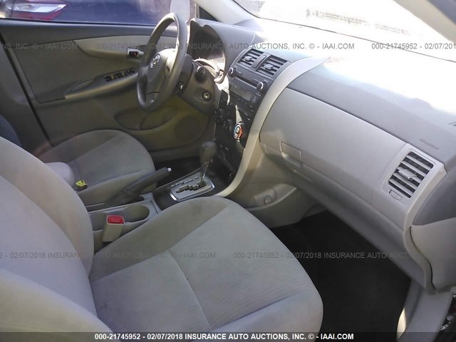 1NXBU4EE0AZ201069 - 2010 TOYOTA COROLLA S/LE/XLE RED photo 5