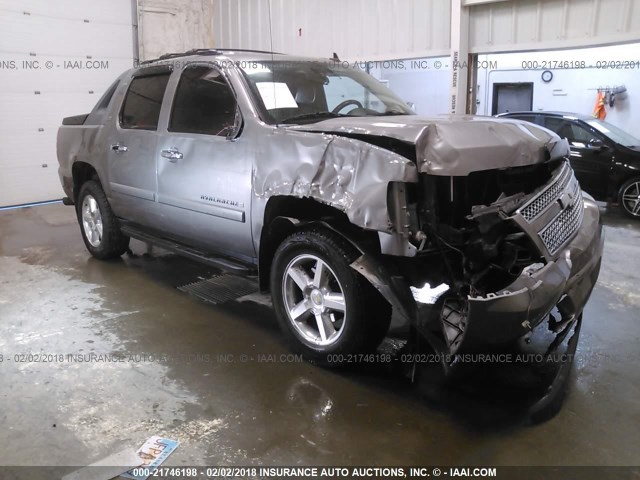 3GNFK12388G251557 - 2008 CHEVROLET AVALANCHE K1500 GRAY photo 1