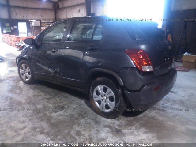 3GNCJKSB0GL214639 - 2016 CHEVROLET TRAX LS GRAY photo 3