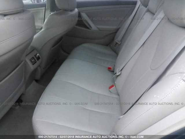 4T1BK46KX8U068597 - 2008 TOYOTA CAMRY LE/XLE/SE GRAY photo 8