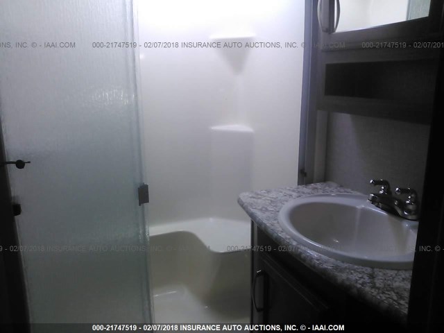 4YDF35625GA741043 - 2016 KEYSTONE MONTANA TAN photo 7