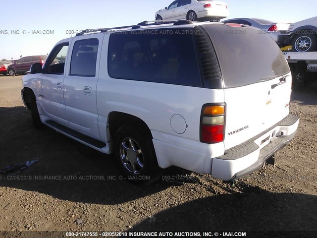 1GKFK66U45J215582 - 2005 GMC YUKON XL DENALI WHITE photo 3